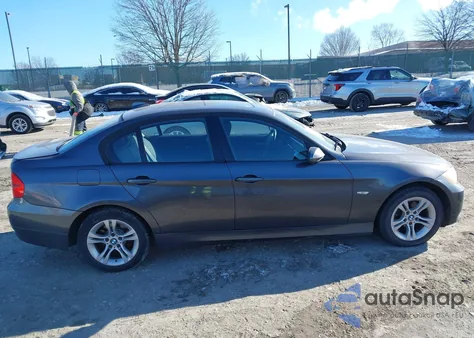 2008 BMW 328Xi z USA, uszkodzony, nr VIN WBAVC735X8A236493